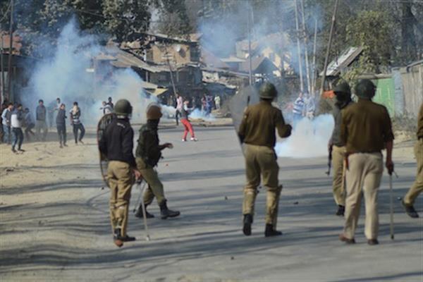 Curfew like restrictions imposed in South Kashmir areas